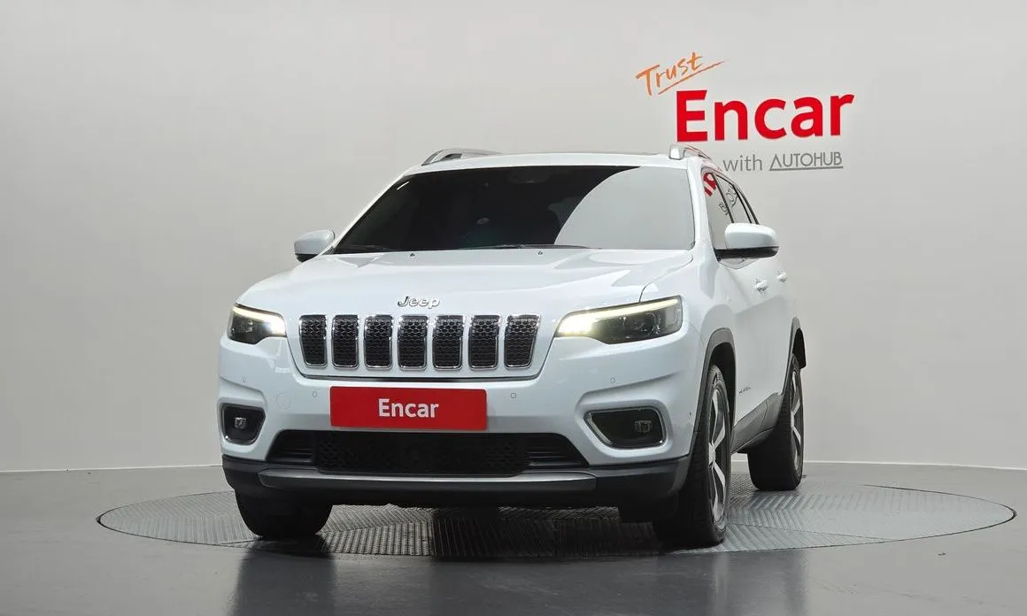 Jeep Cherokee — фото 2