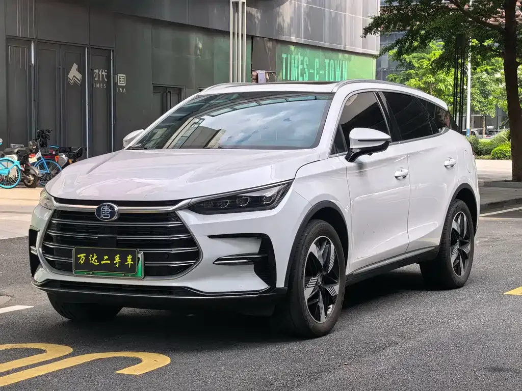 BYD Tang New Energy — фото 1