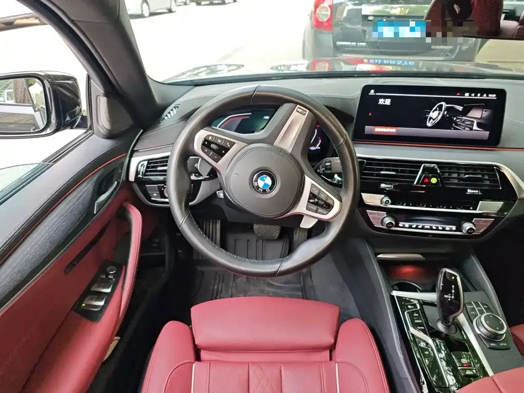 BMW 5 Series — фото 10