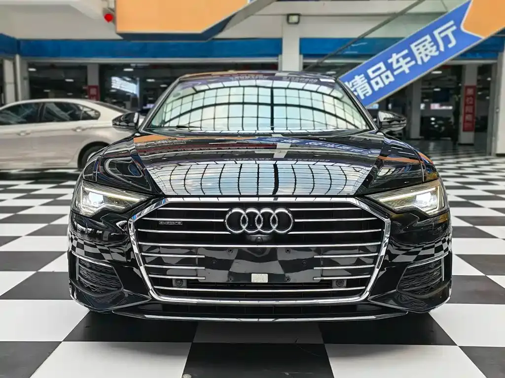 Audi A6L — фото 9