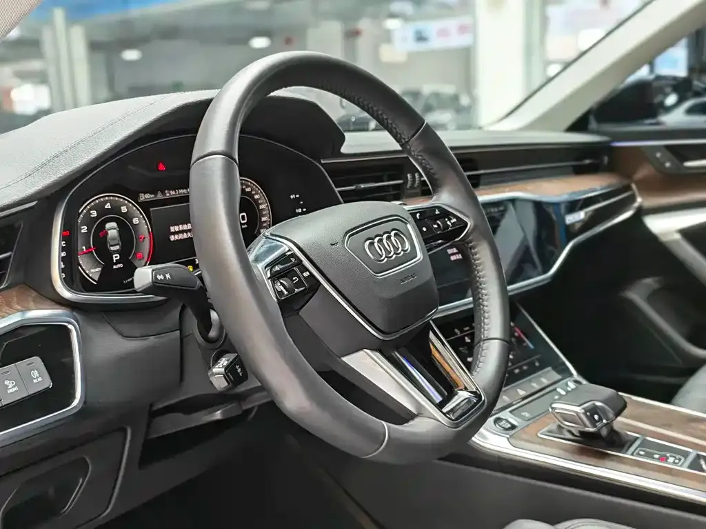 Audi A6L — фото 3