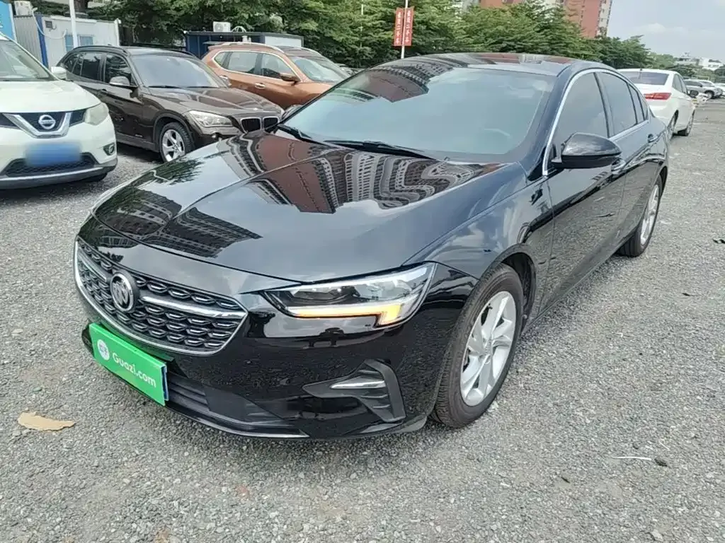 Buick Regal — фото 1