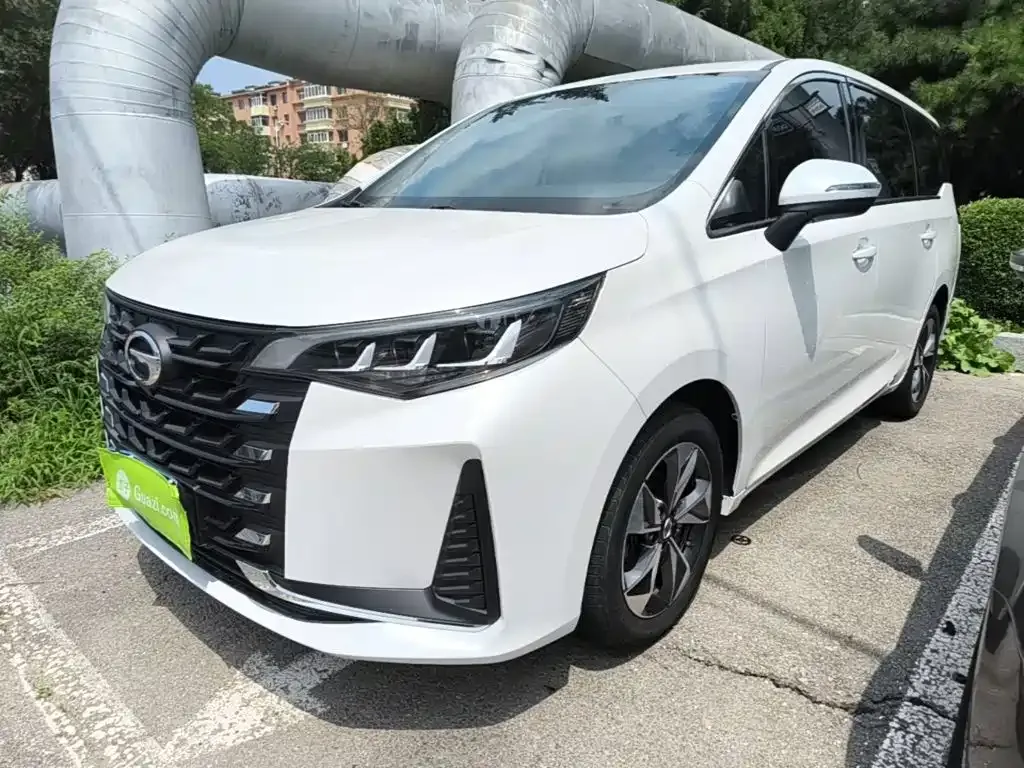 GAC Motor Trumpchi M6 — фото 1
