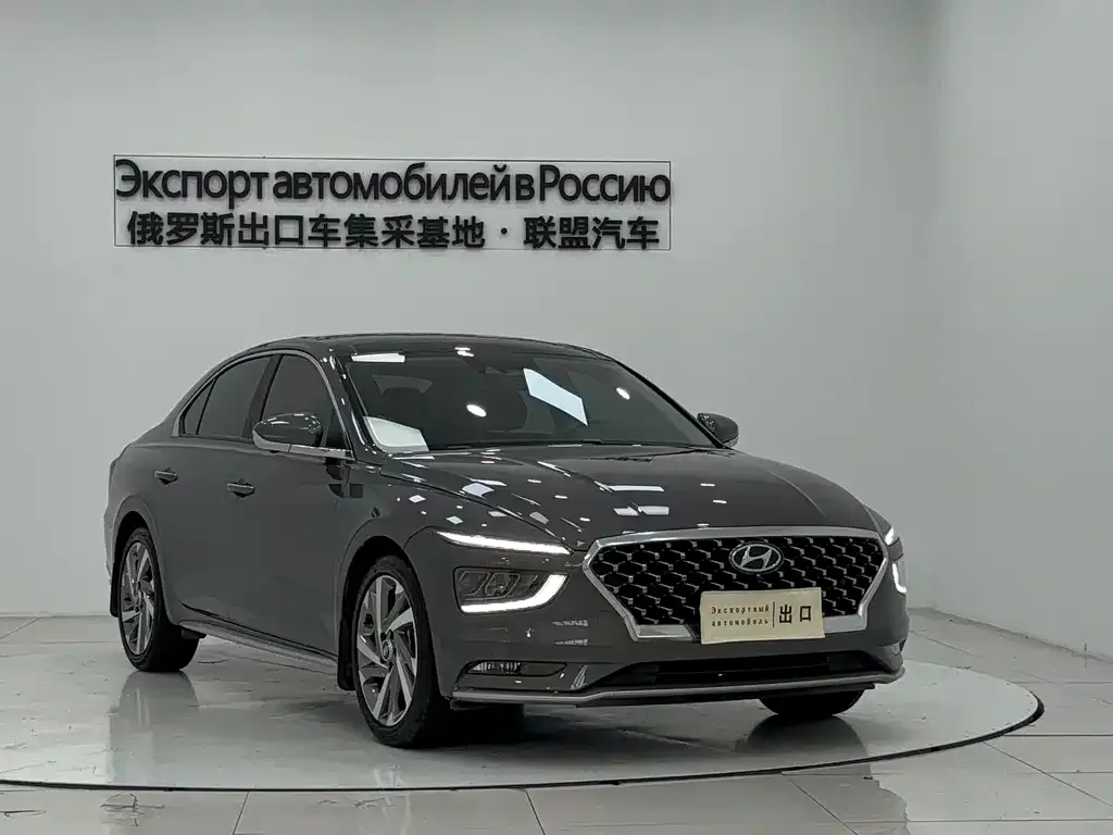 Hyundai Mistra — фото 7