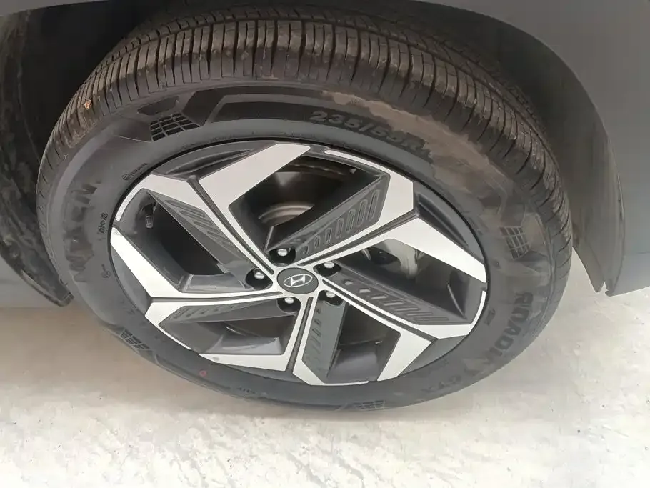 Hyundai Tucson — фото 8