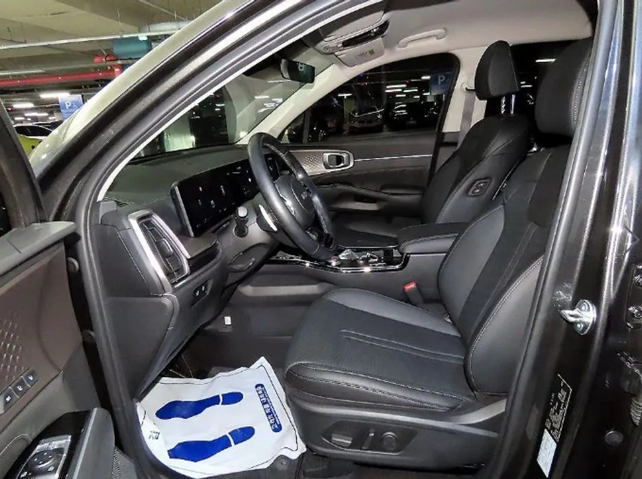 Kia Sorento — фото 10
