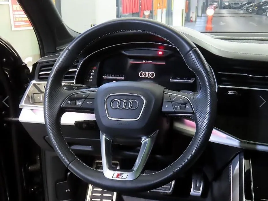 Audi Q7 — фото 5