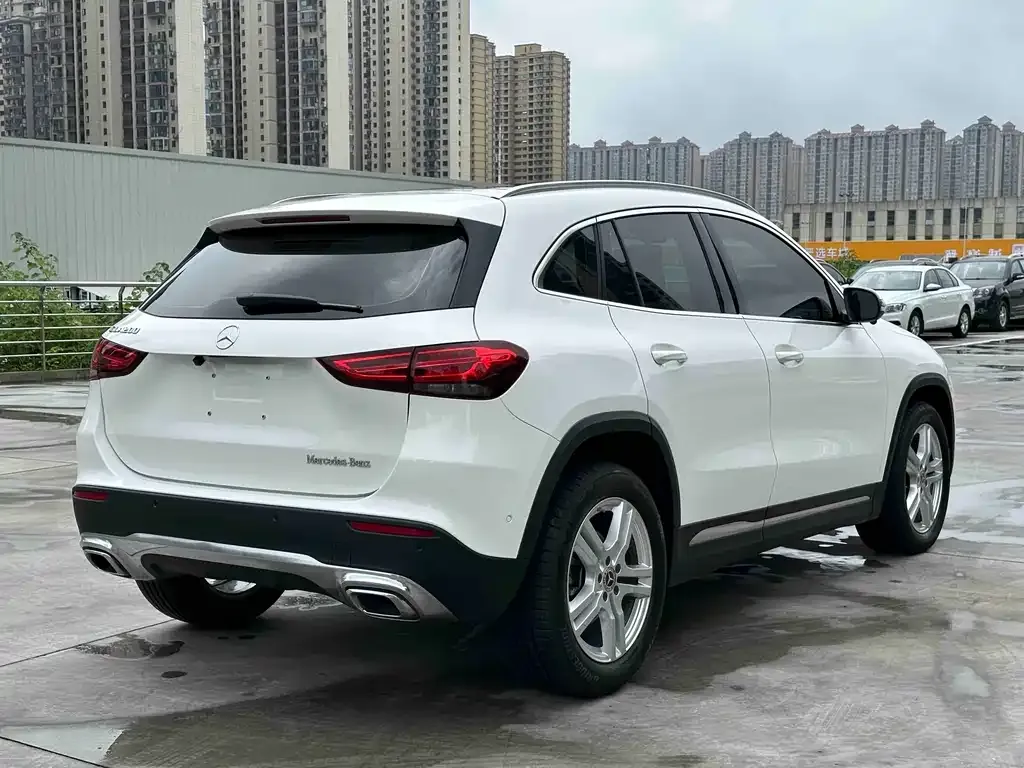 Mercedes-Benz GLA — фото 7