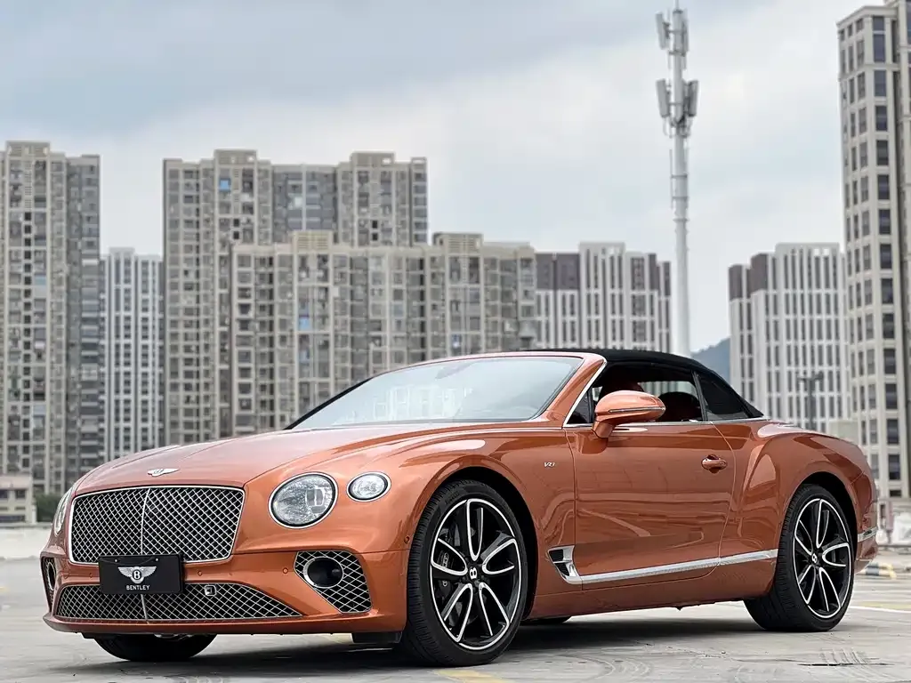 Bentley Continental — фото 1
