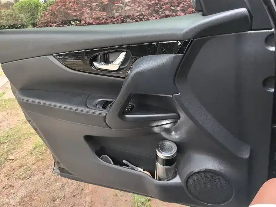 Nissan Qashqai — фото 5
