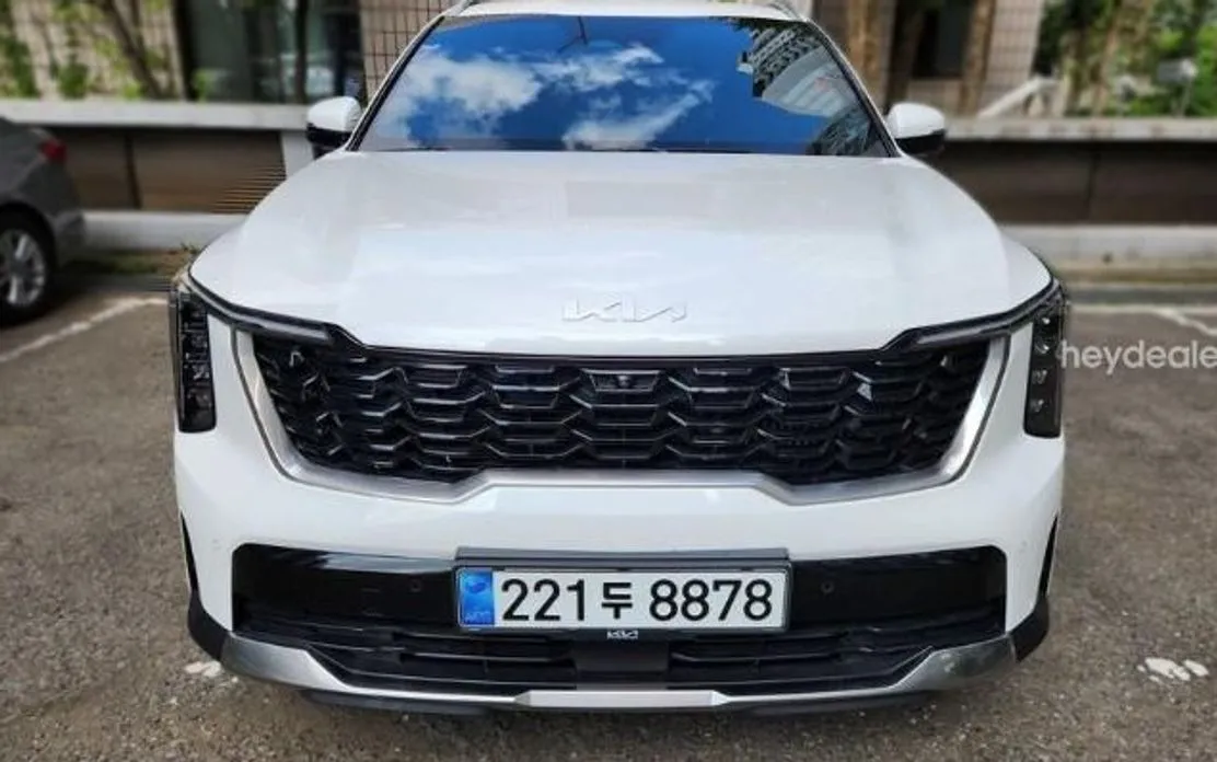 Kia Sorento — фото 1