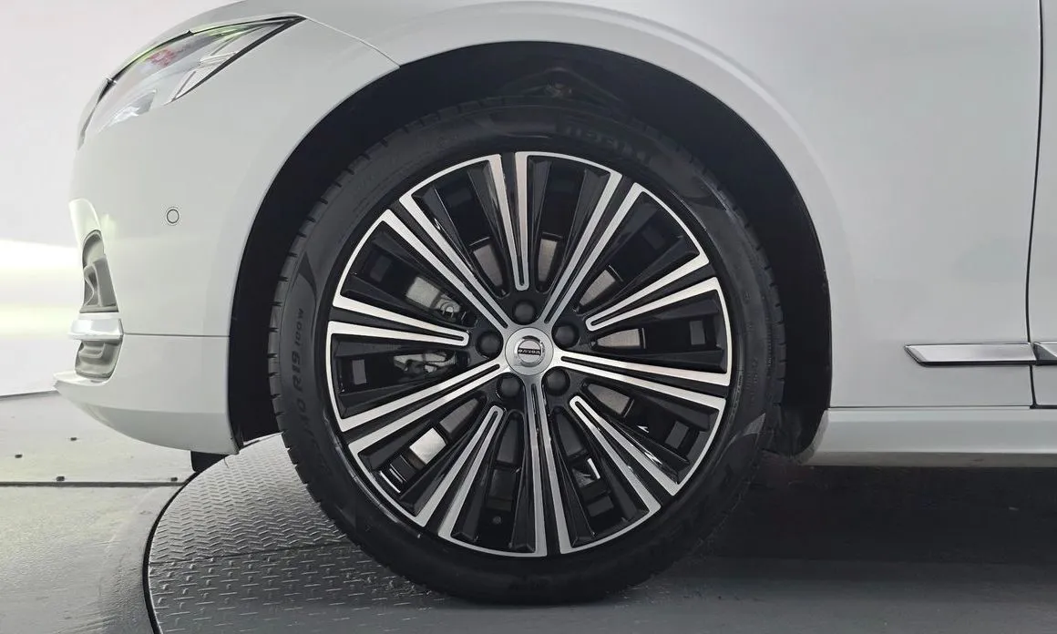 Volvo S90 — фото 10