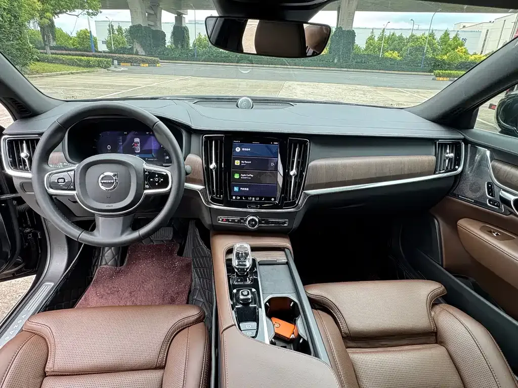 Volvo S90 — фото 7