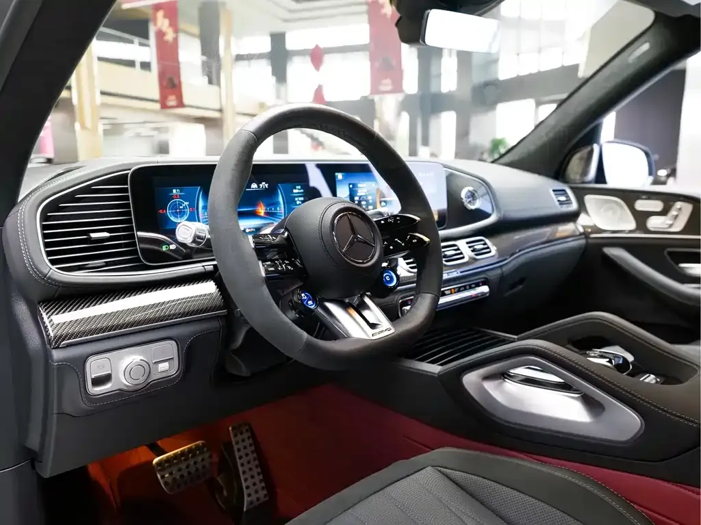 Mercedes-Benz GLS AMG — фото 8