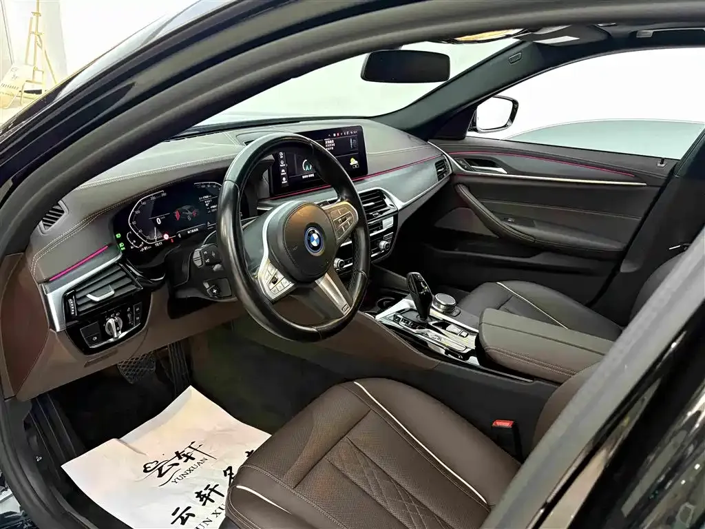 BMW 5 Series New Energy — фото 5