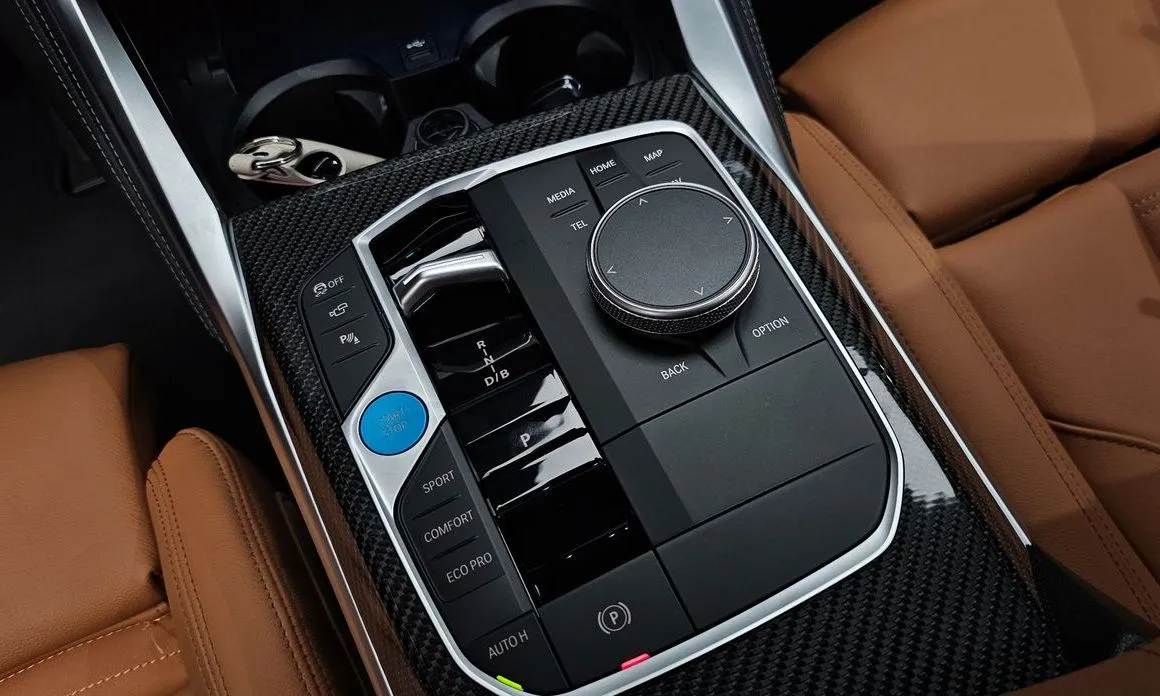 BMW i4 — фото 6