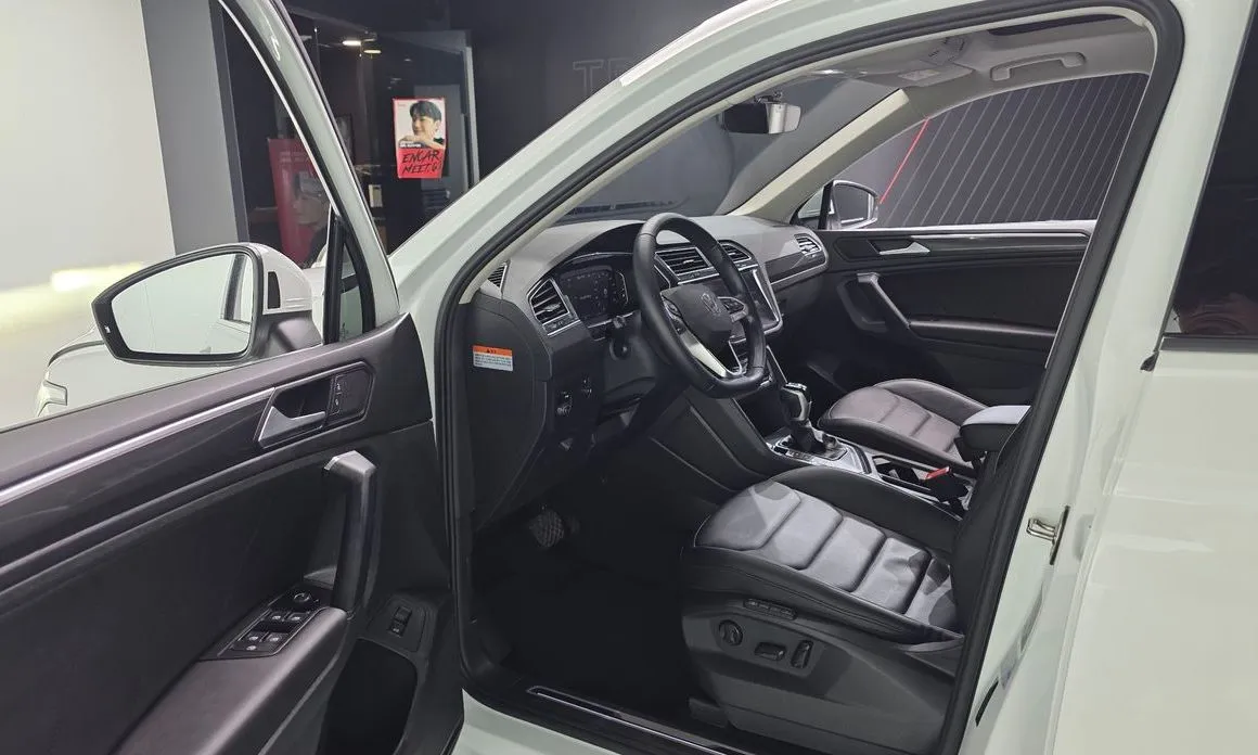 Volkswagen Tiguan — фото 9