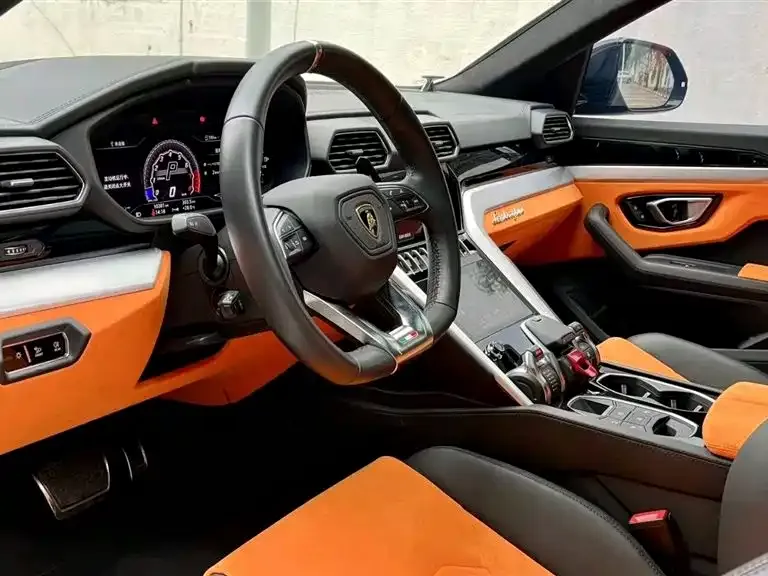 Lamborghini Urus — фото 2