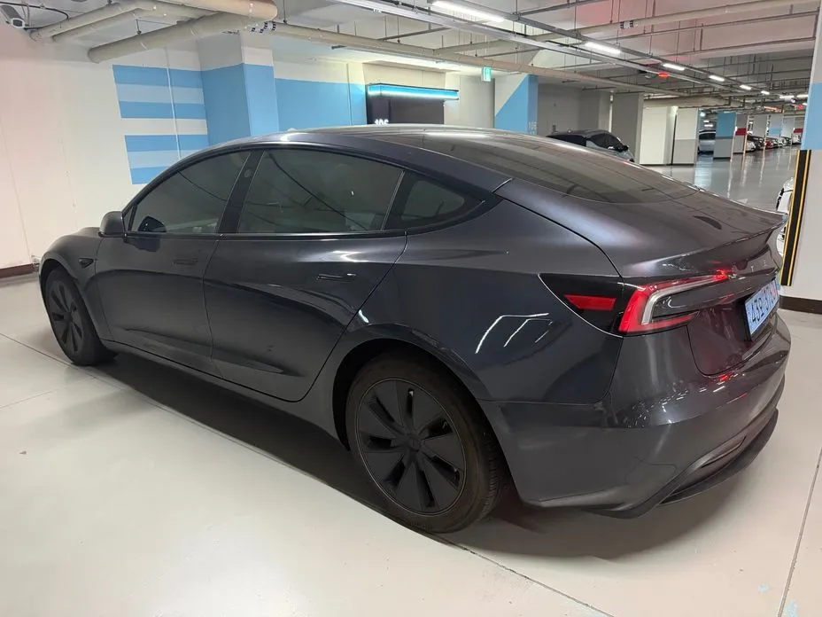 Tesla Model 3 — фото 4