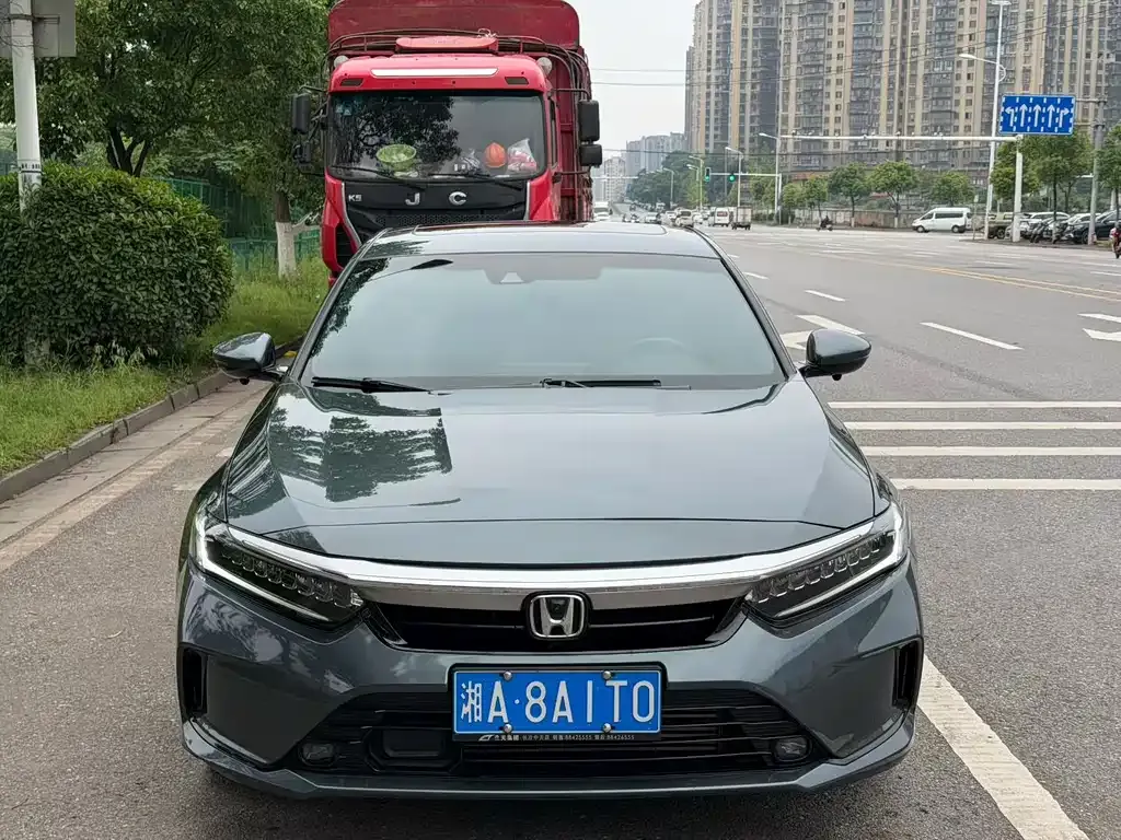 Honda Inspire — фото 10