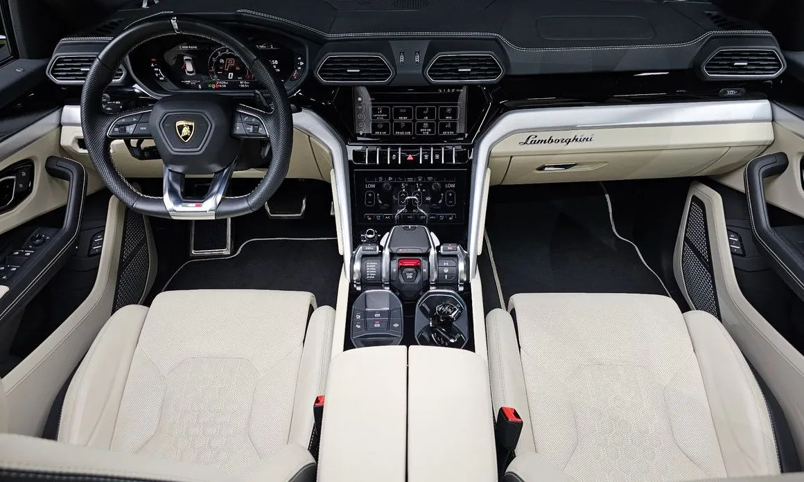 Lamborghini Urus — фото 10
