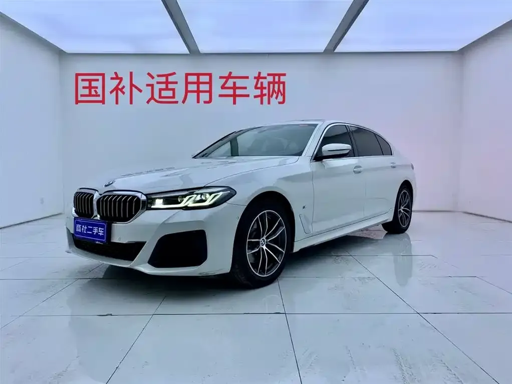 BMW 5 Series — фото 1
