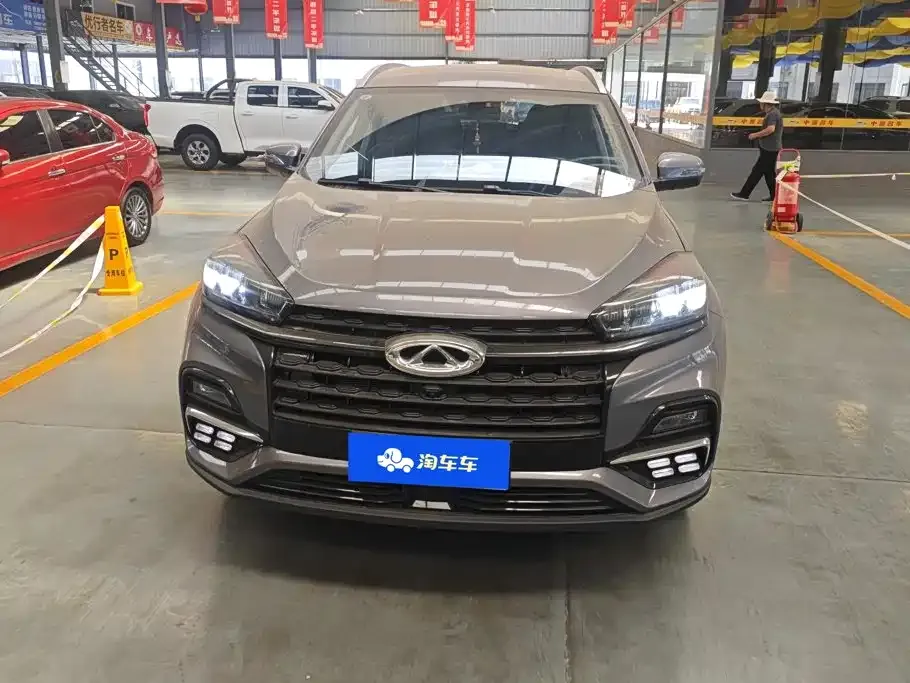 Chery Tiggo 8 — фото 3