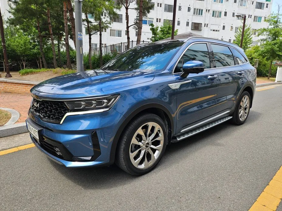 Kia Sorento — фото 1