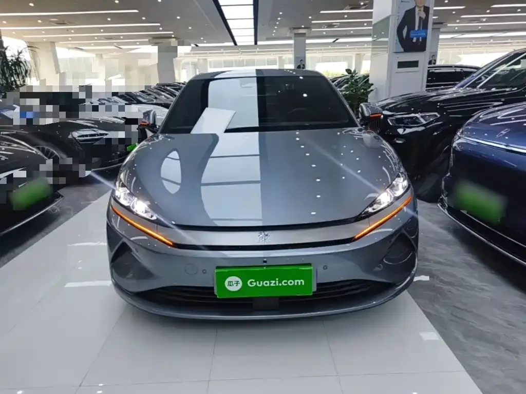 BYD Qin L — фото 10