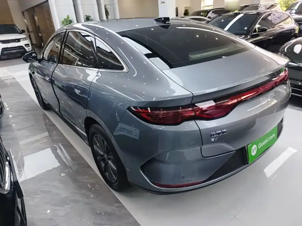 BYD Qin L — фото 6