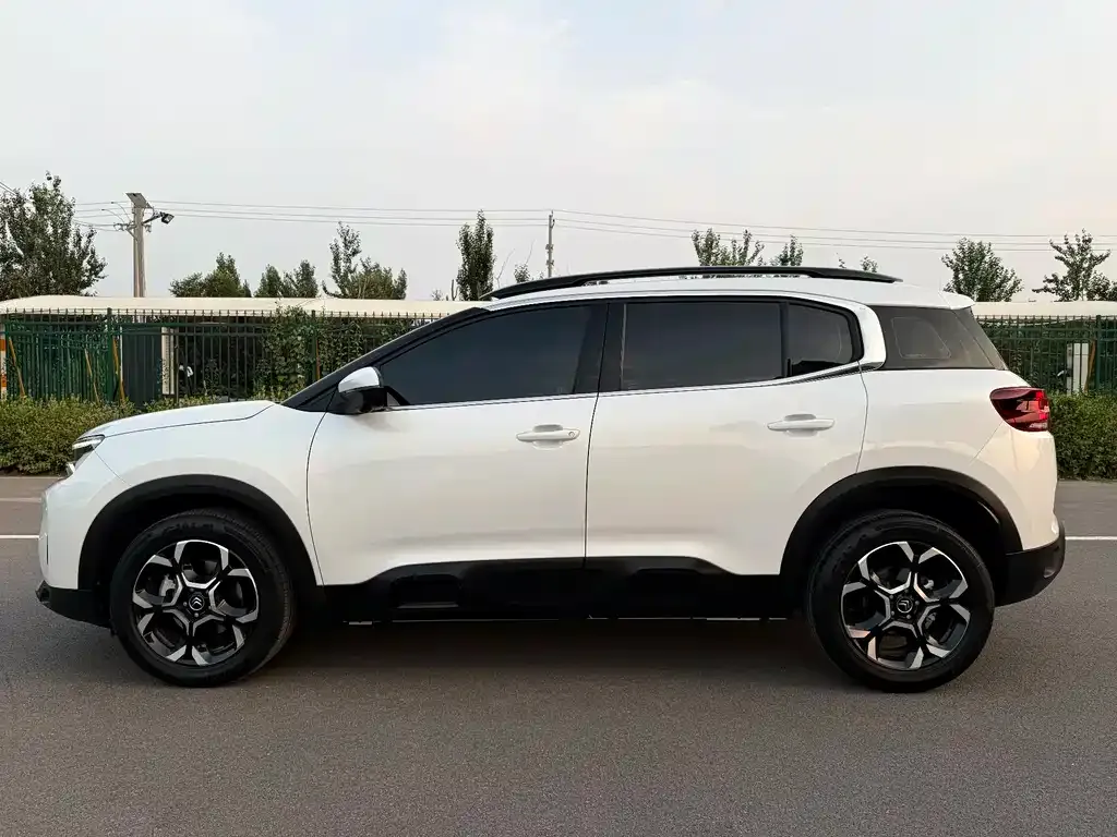 Citroen C5 AIRCROSS — фото 9