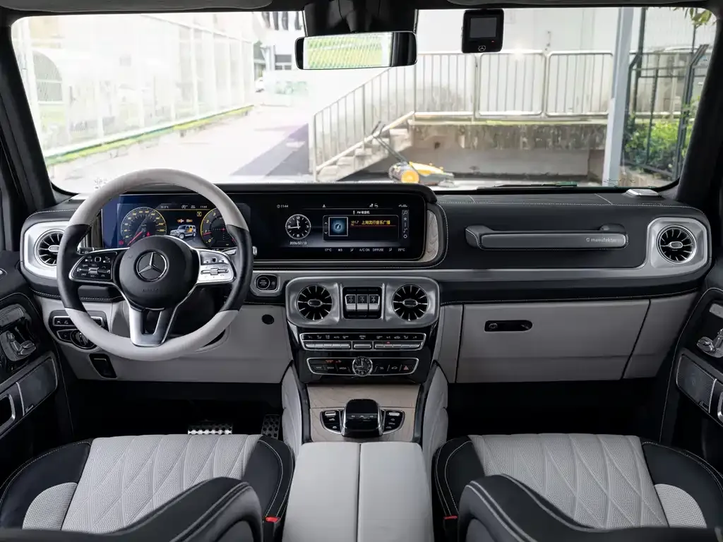 Mercedes-Benz G-Class — фото 10