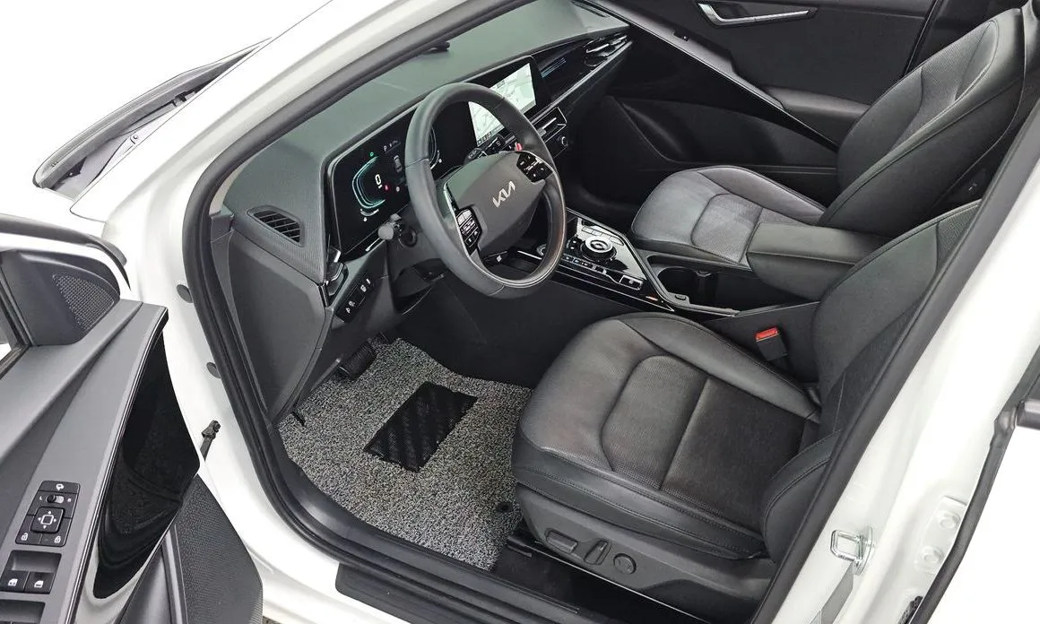 Kia Niro — фото 10