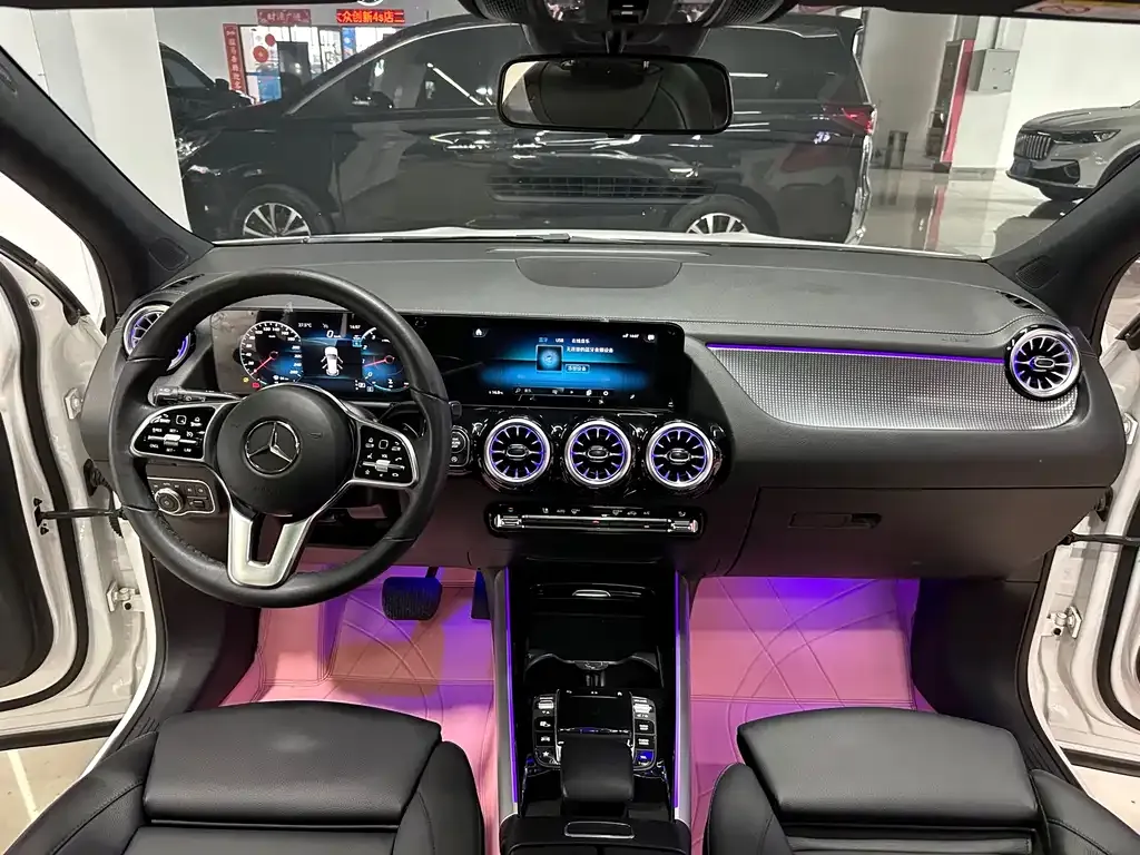 Mercedes-Benz GLA — фото 7