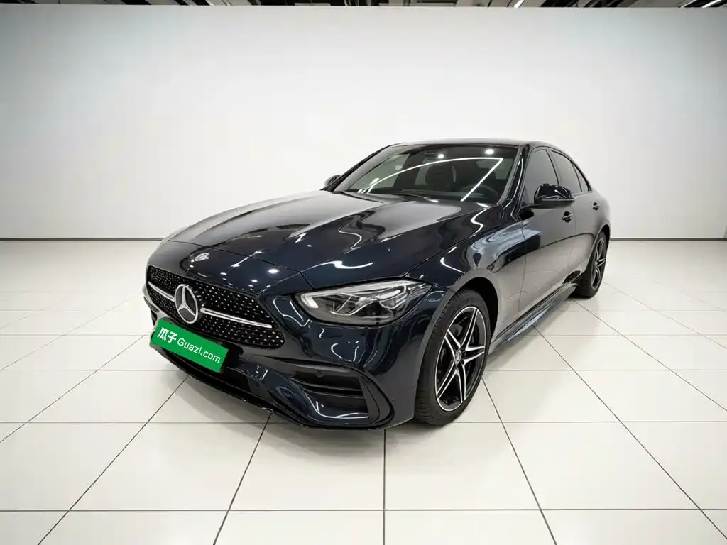 Mercedes-Benz C-Class — фото 1