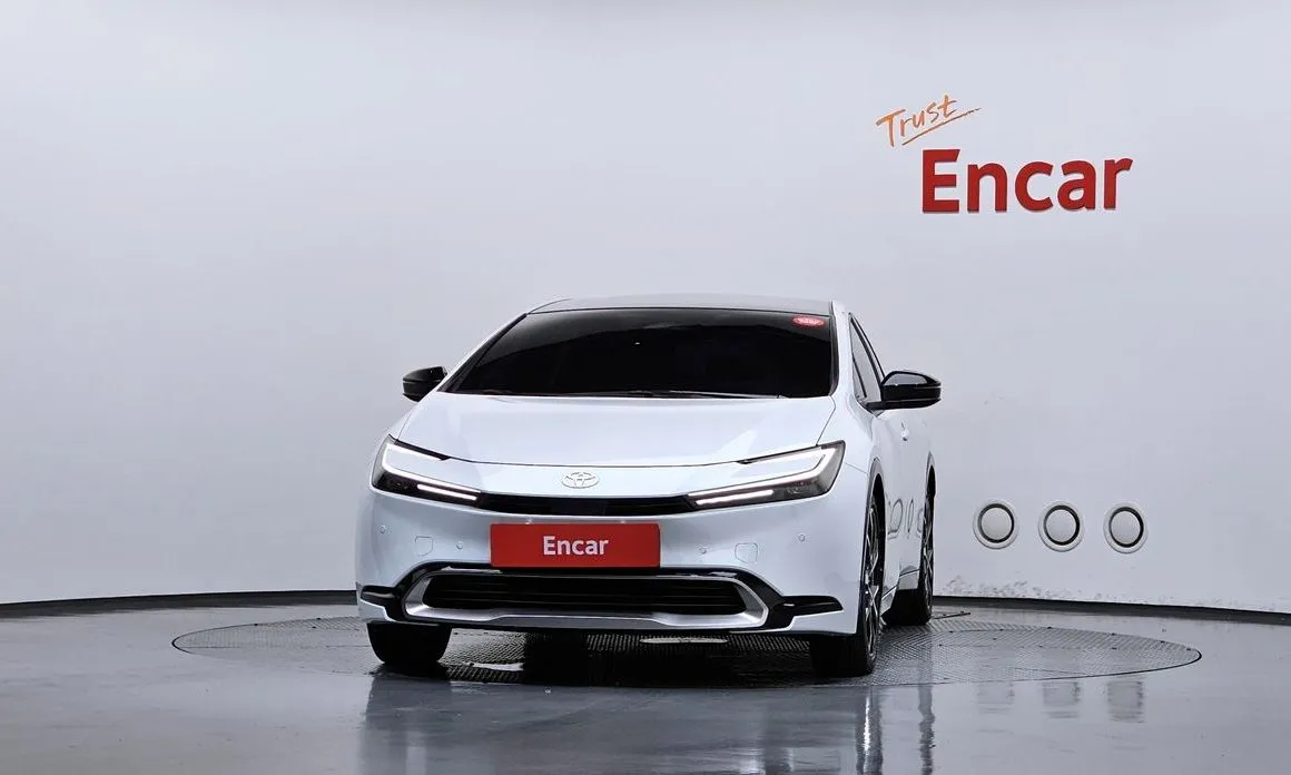 Toyota Prius — фото 8