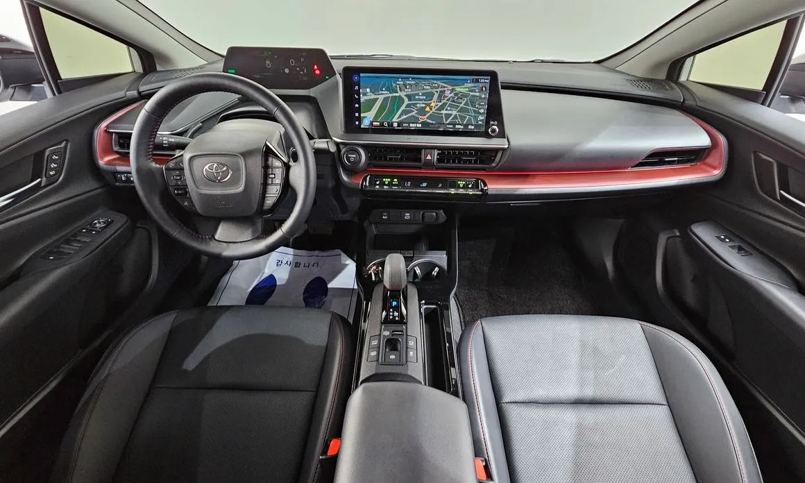 Toyota Prius — фото 9