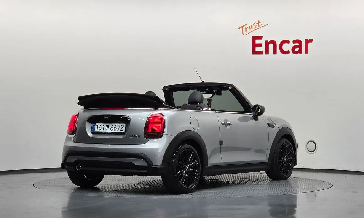 Mini Cooper Convertible — фото 2