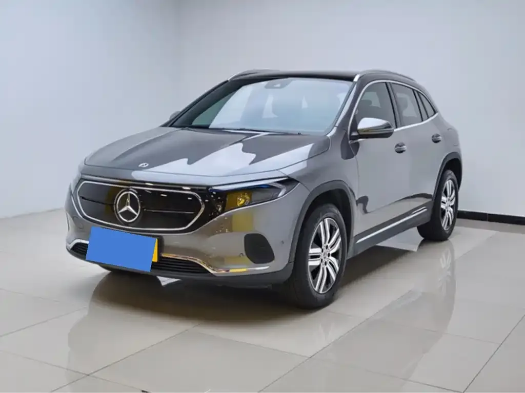 Mercedes-Benz EQA — фото 1