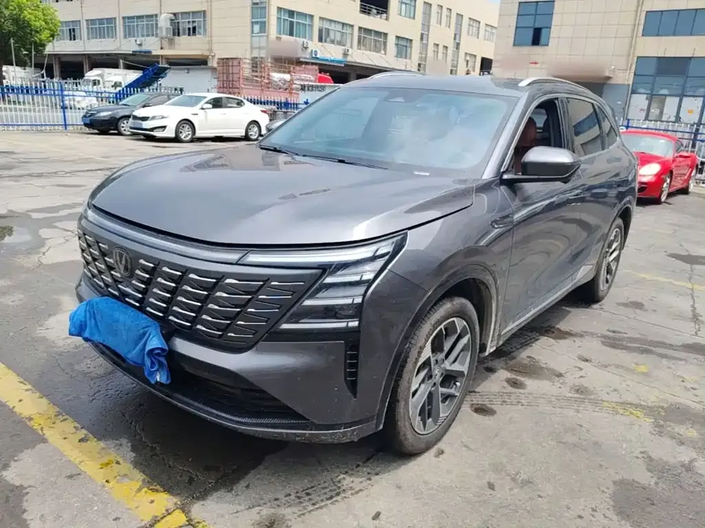 Changan CS75PLUS — фото 8