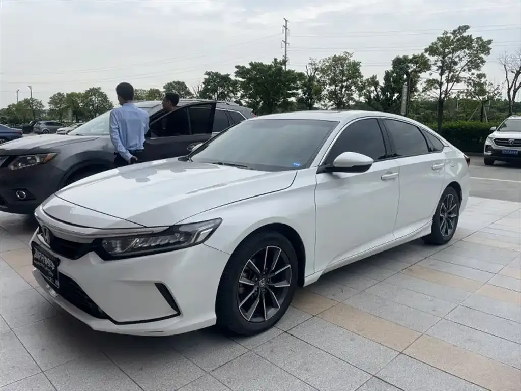 Honda Inspire — фото 1