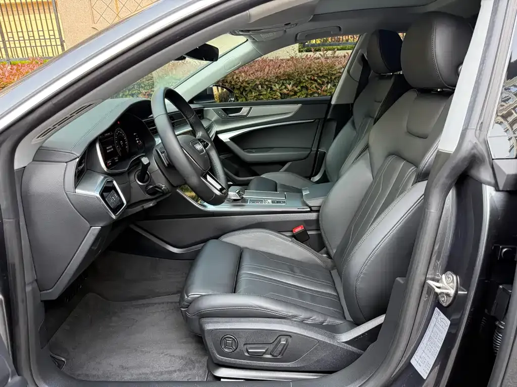 Audi A7 — фото 2