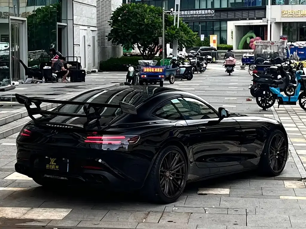 Mercedes-Benz AMG GT — фото 7
