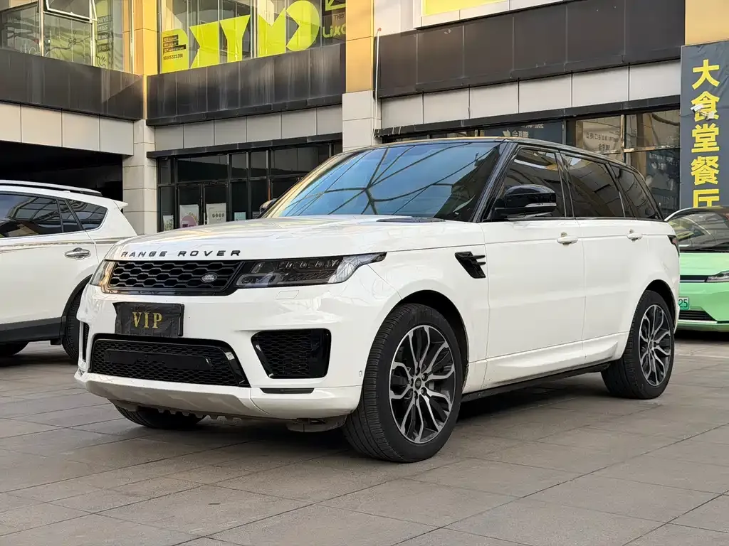 Land Rover Sport — фото 1
