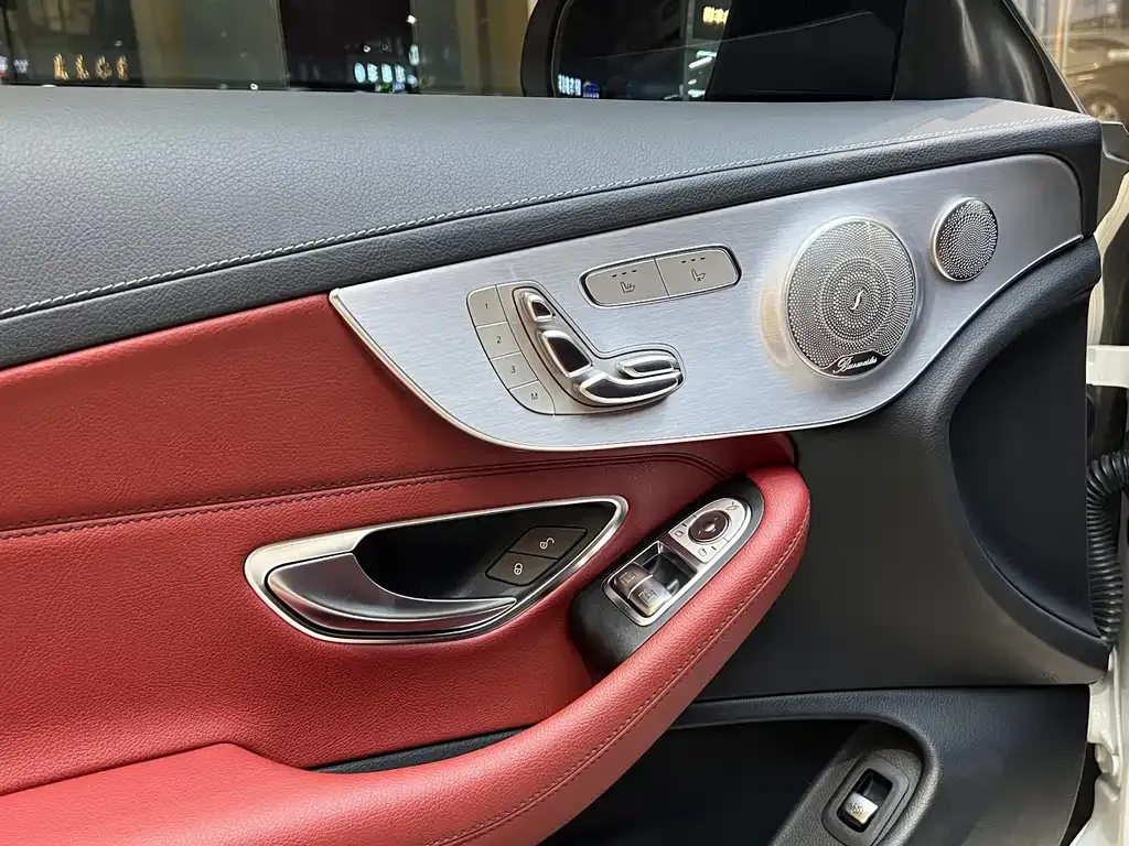 Mercedes-Benz C-Class AMG — фото 10