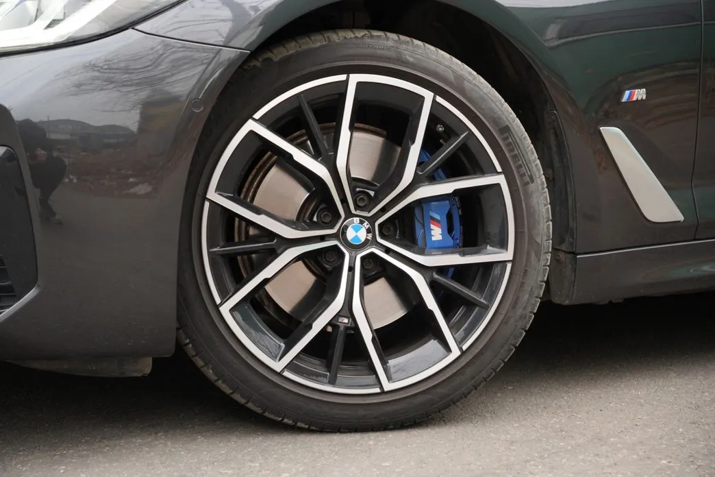 BMW 5-Series — фото 7