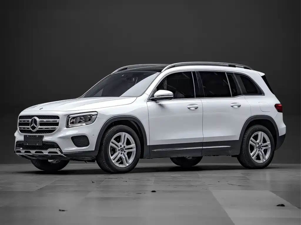 Mercedes-Benz GLB — фото 1