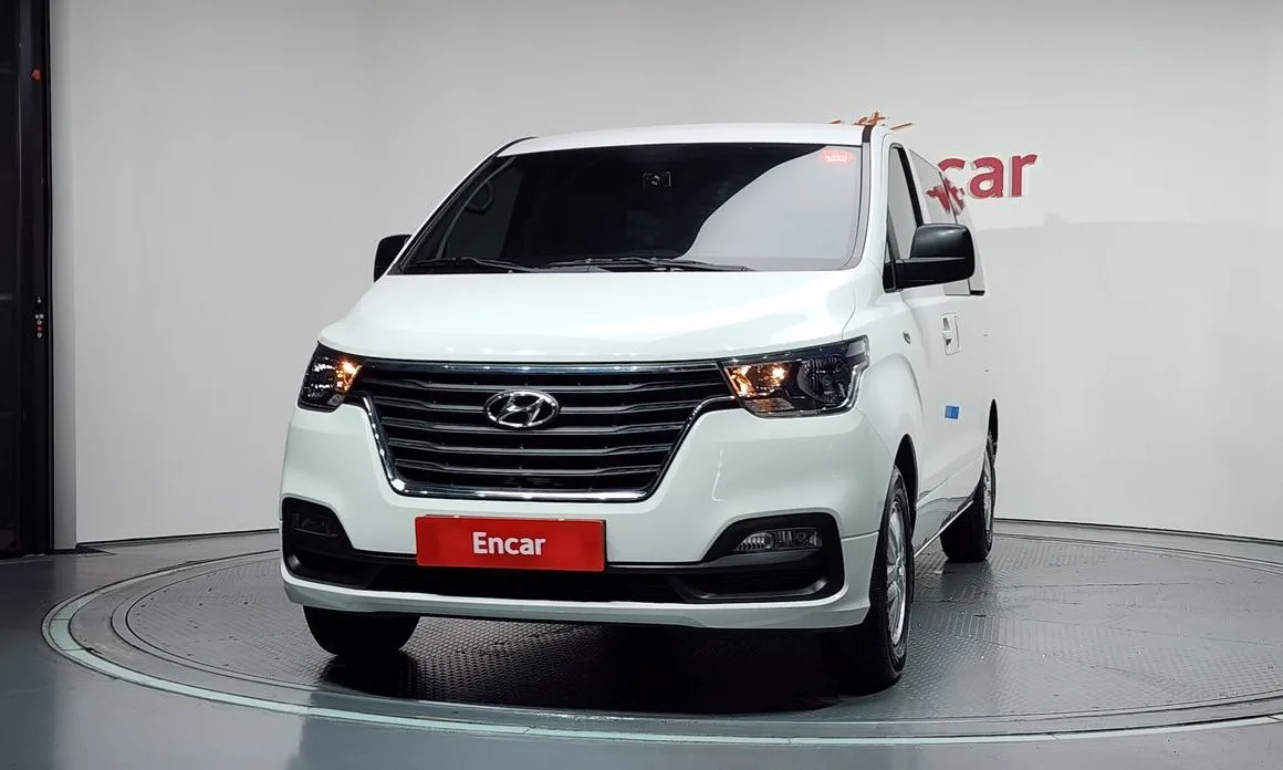 Hyundai Starex — фото 9