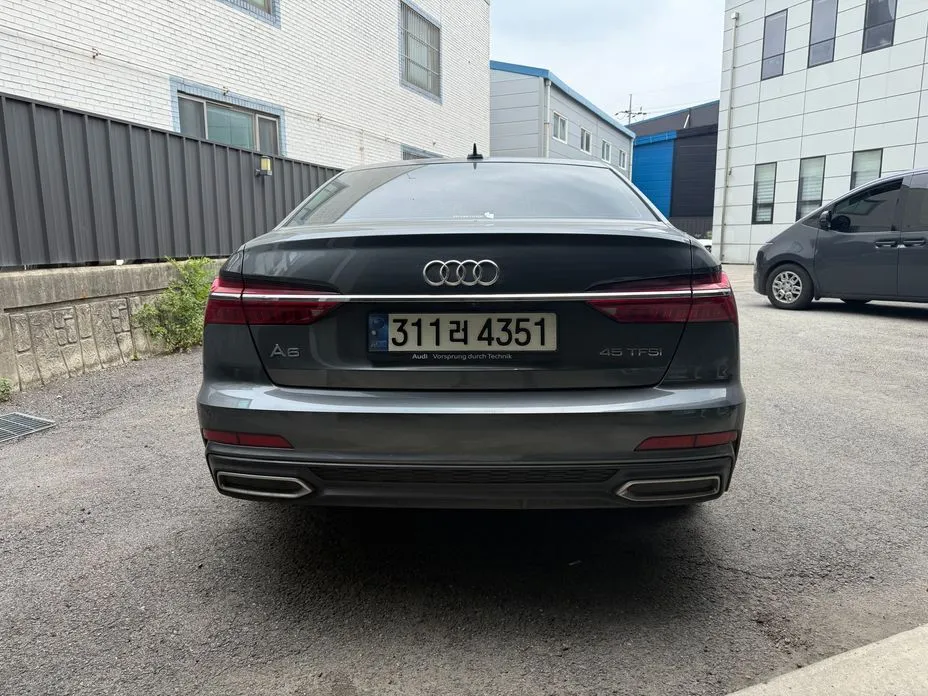 Audi A6 — фото 2