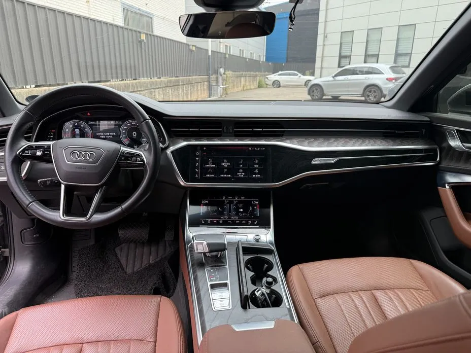 Audi A6 — фото 8
